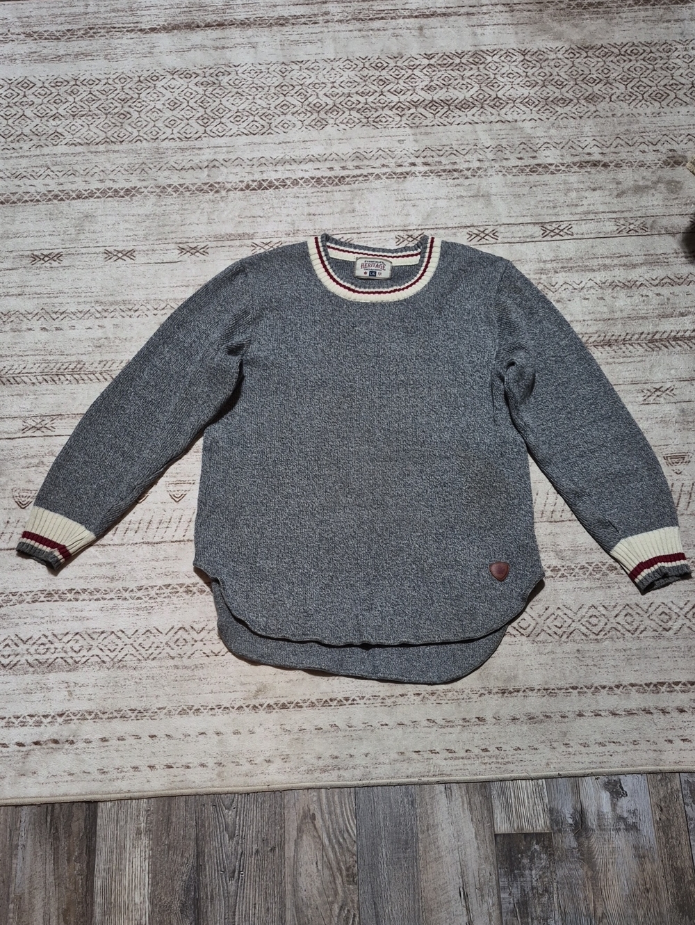 Cozy Grey Crewneck Sweater with Cream & Burgundy Trim